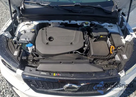 2025 Volvo Xc40 Plus из США, поврежденный, VIN YV4L12UC7S2452400